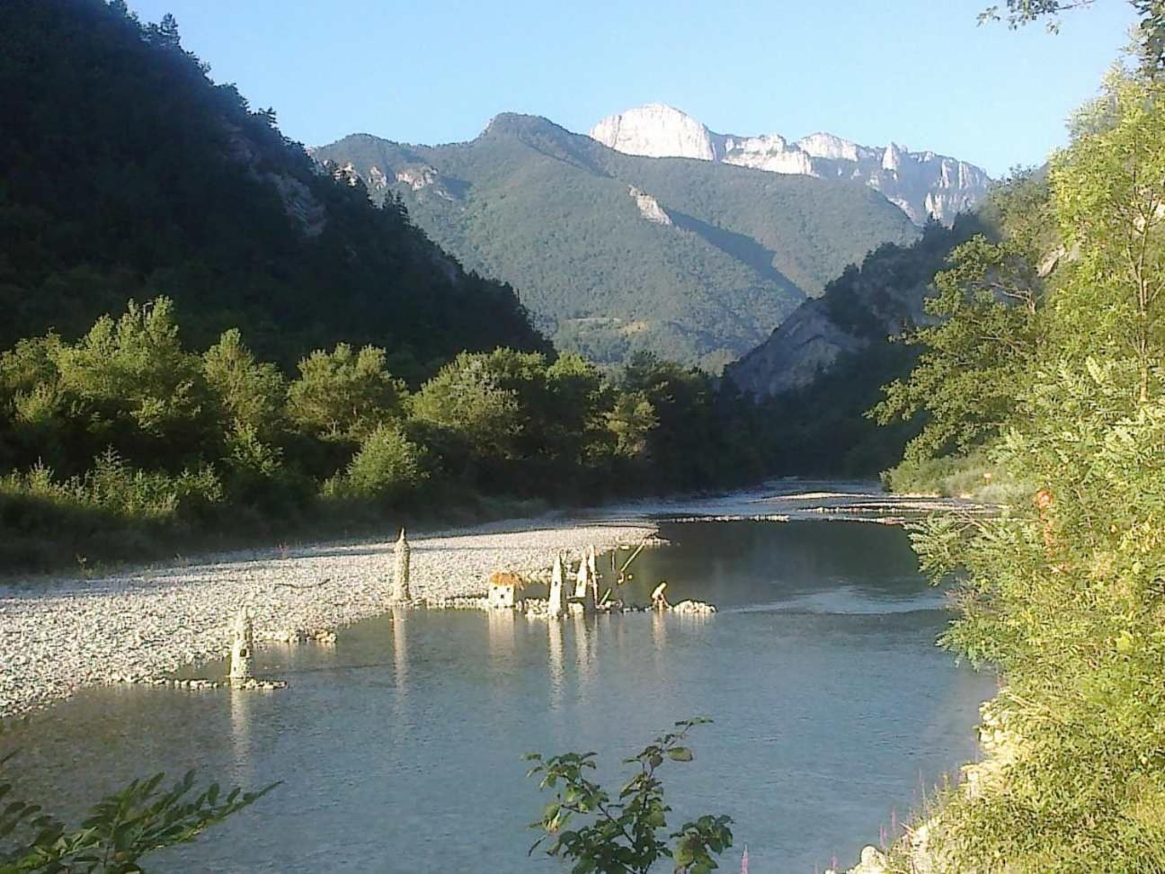 Les Acacias Hotel Vercheny Bagian luar foto