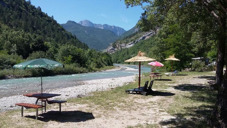 Les Acacias Hotel Vercheny Bagian luar foto