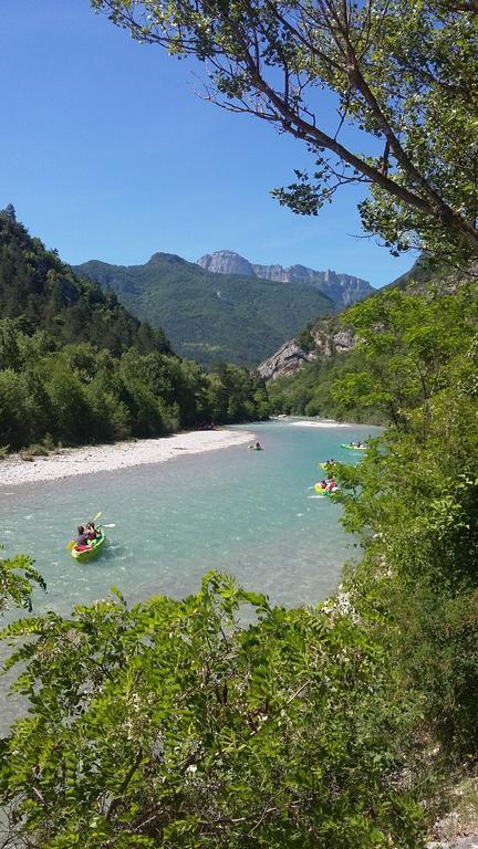 Les Acacias Hotel Vercheny Bagian luar foto